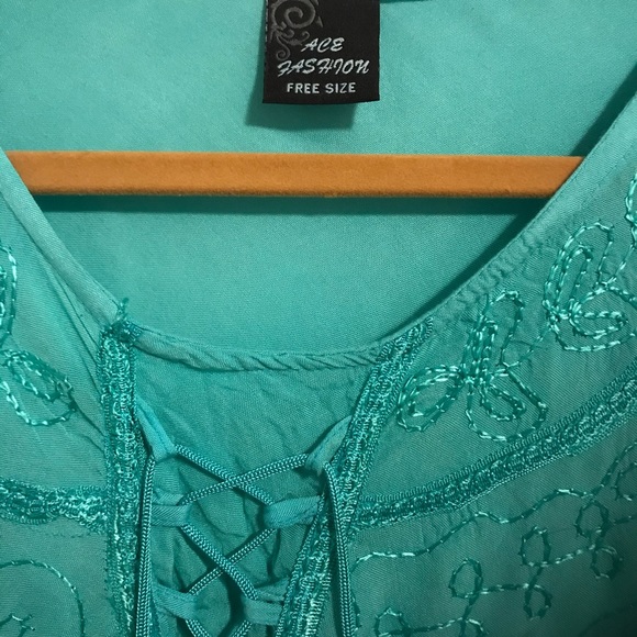 Blouse - Picture 4 of 8